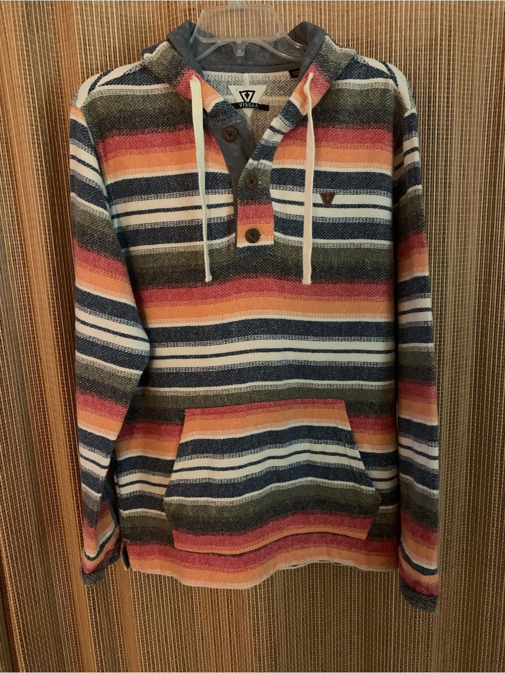 Unisex VISSLA Hooded Pullover Size M